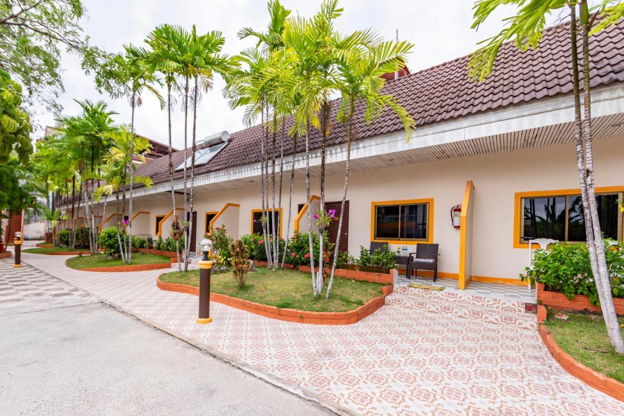 Coconut Resort Hotel Patong Dış mekan fotoğraf