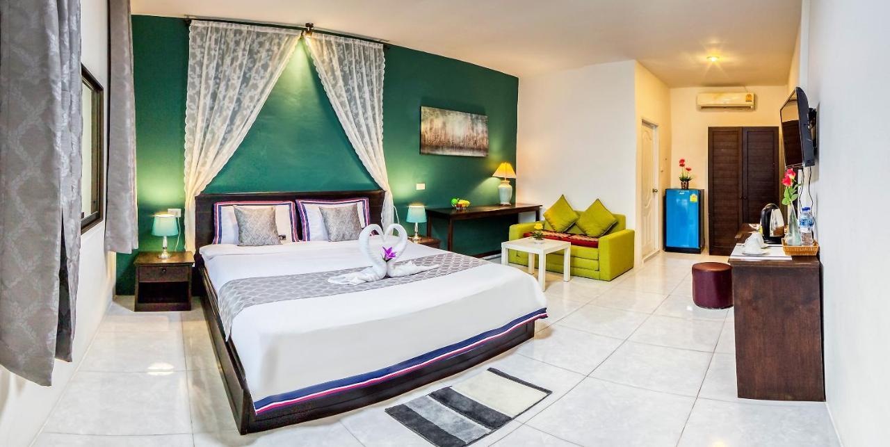 Coconut Resort Hotel Patong Dış mekan fotoğraf